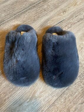 Jessica Simpson Gray Faux Fur Slide
